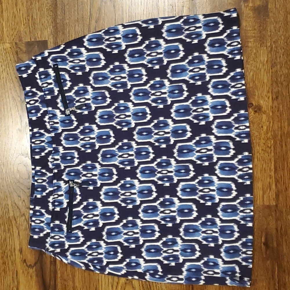 Womens Jones of NY navy geometric print skort size S